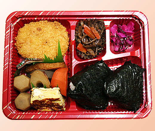 おにぎり弁当